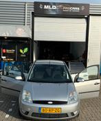 Ford Fiësta 1.3 8V 5DR 2005 Grijs, 1299 cc, Stof, Zwart, 4 cilinders