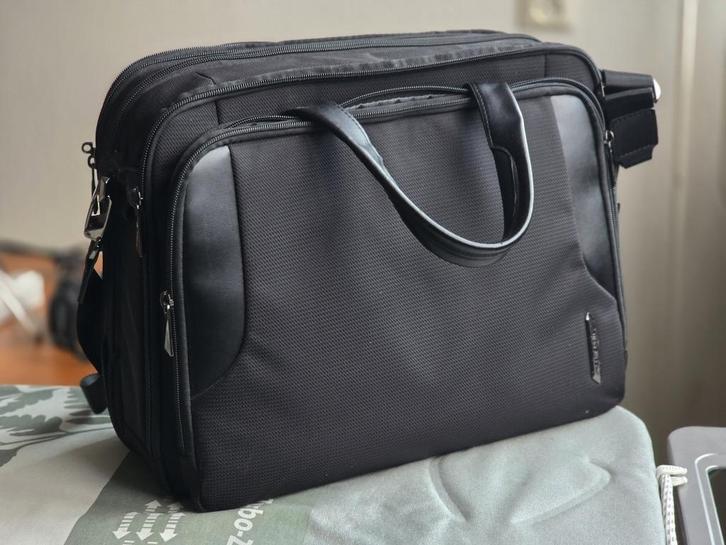 Samsonite laptop tas, Computers en Software, Laptoptassen, Gebruikt, Schoudertas, 17 inch of meer, Ophalen