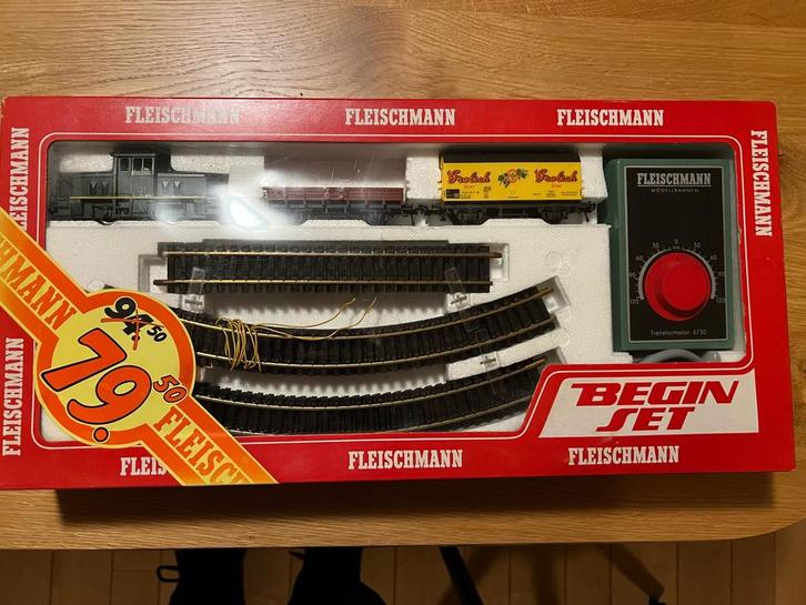 Fleischmann HO set + assorti modeltrein IZGST!, Hobby en Vrije tijd, Modeltreinen | H0, Zo goed als nieuw, Gelijkstroom, Fleischmann