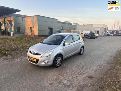 Hyundai I20 1.4i DynamicVersion, Auto's, Hyundai, Bedrijf, Te koop, i20, ABS, Airbags, Airconditioning, Boordcomputer, Centrale vergrendeling