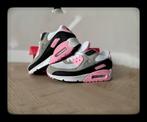 Nike Air Max 90 Surplus Pink – Maat 36 – Nieuw in Doos, Nike, Ophalen of Verzenden, Grijs, Sneakers of Gympen