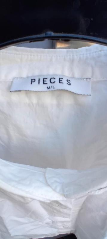 Witte kraagje van Pieces - M/L beschikbaar voor biedingen