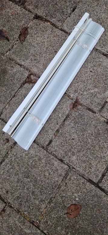 Veneta Jaloezie 78 cm beschikbaar voor biedingen