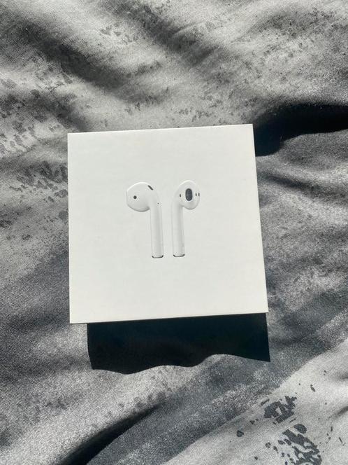 Airpods 1e generatie, Telecommunicatie, Mobiele telefoons | Oordopjes, Gebruikt, In oorschelp (earbud), Bluetooth, Ophalen of Verzenden