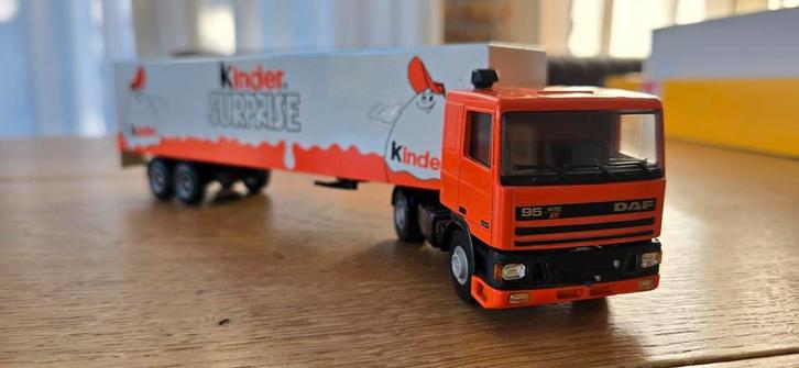 Liontoys DAF 95 400 Ati truck met oplegger Kindersurprise, Hobby en Vrije tijd, Modelauto's | 1:50, Zo goed als nieuw, Bus of Vrachtwagen