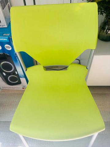 Stapelbare stoelen, limegroen/wit - kantoor, wachtruimte beschikbaar voor biedingen