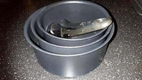 Set van 3 nette tefal pannen voor camper of caravan, Caravans en Kamperen, Camper-accessoires, Zo goed als nieuw, Ophalen of Verzenden