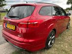 Ford Focus Wagon 1.0 ST-Line prachtige staat 18" lm velgen n, 65 €/maand, Gebruikt, Lichtsensor, Origineel Nederlands