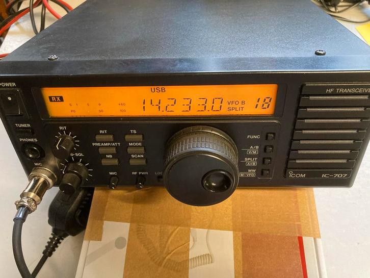 Icom IC-707 HF Transceiver, Telecommunicatie, Zenders en Ontvangers, Gebruikt, Zender en Ontvanger, Ophalen of Verzenden