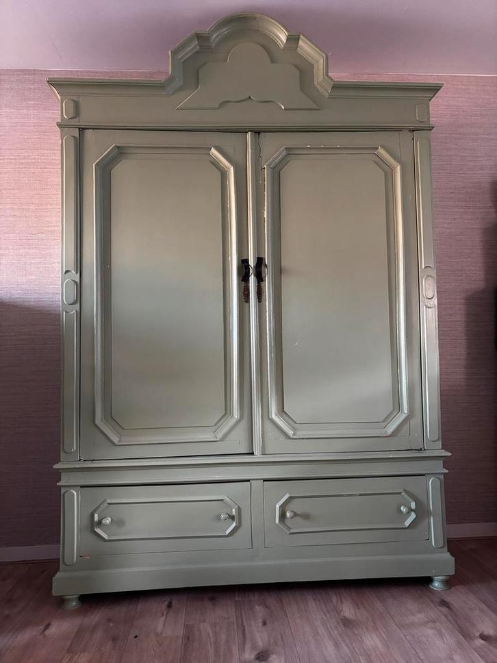 Franse landelijke armoire kast, opslag of linnen, demontabel, Antiek en Kunst, Antiek | Meubels | Kasten, Ophalen of Verzenden