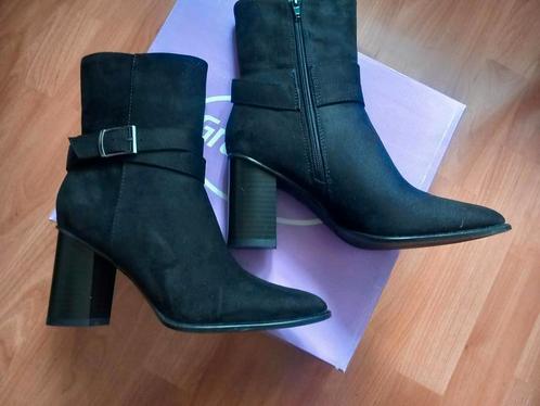Graceland SPLINTERNIEUW zwarte enkellaars mt 36 Ehv geldrop, Kleding | Dames, Schoenen, Nieuw, Lage of Enkellaarzen, Zwart, Ophalen of Verzenden