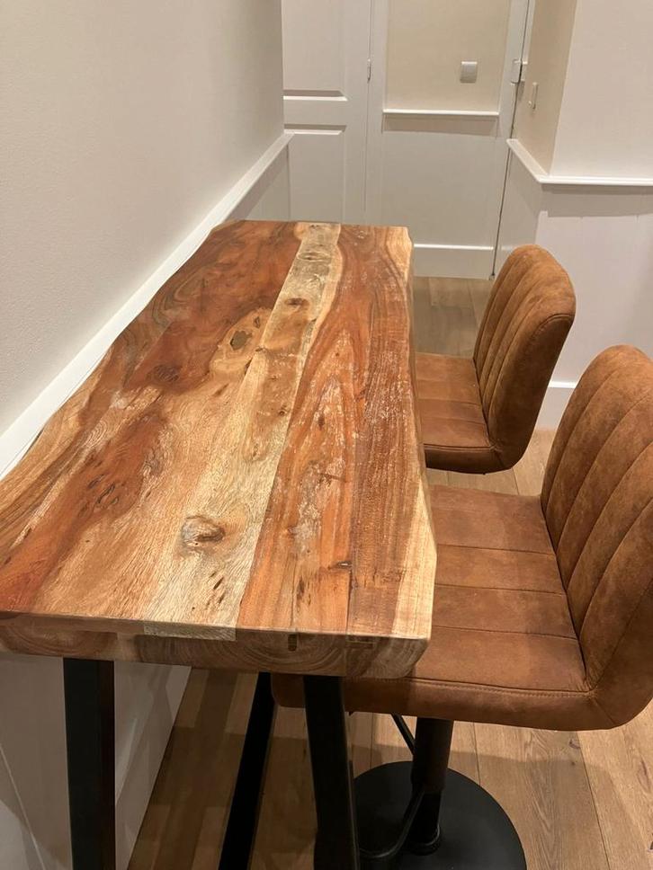 Twee barkrukken, Huis en Inrichting, Tafels | Eettafels, Zo goed als nieuw, 50 tot 100 cm, 50 tot 100 cm, tot twee personen, Vierkant