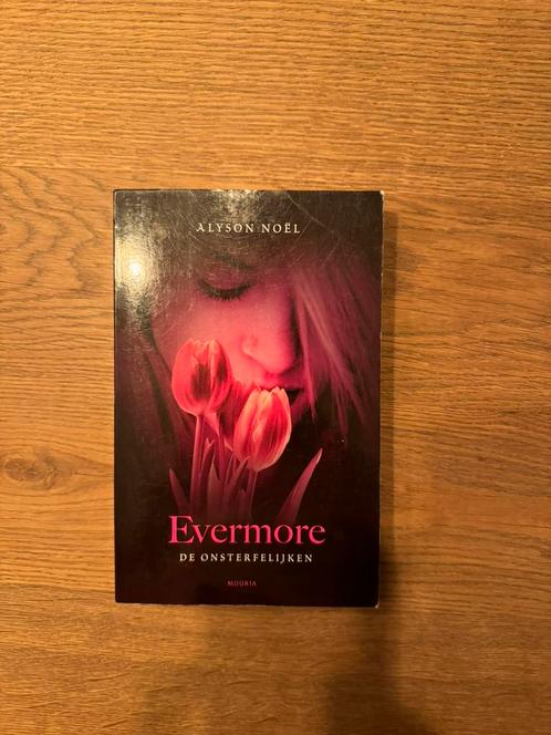 Alyson Noël - Evermore, Boeken, Kinderboeken | Jeugd | 13 jaar en ouder, Gelezen, Ophalen of Verzenden
