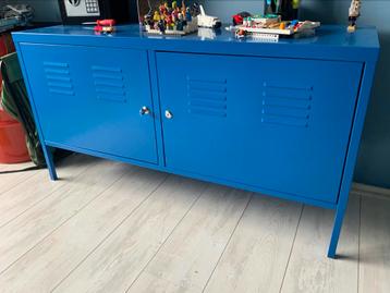 Locker kastje beschikbaar voor biedingen