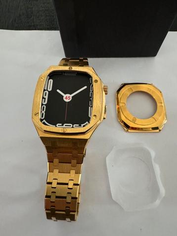Nieuw full cover goud of zwart Apple Watch 8 (45mm) beschikbaar voor biedingen