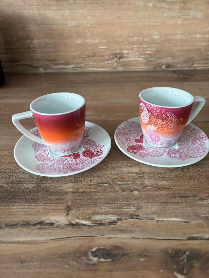 Nespresso kopjes set, Huis en Inrichting, Keuken | Servies, Ophalen of Verzenden