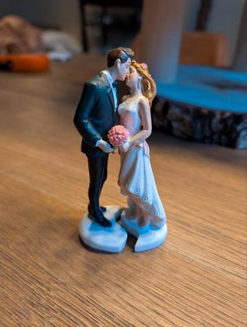 Bruidspaar Taarttopper beschikbaar voor biedingen