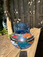 Vaas – Gesigneerd “Novotny 97” (kunstglas), Ophalen