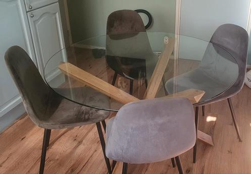 eetkamertafel glazenblad met 4 stoelen, Huis en Inrichting, Tafels | Eettafels, Gebruikt, 100 tot 150 cm, 100 tot 150 cm, Vier personen