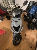 Piaggo zip 4t, Fietsen en Brommers, Scooters | Piaggio, Ophalen, Zo goed als nieuw, Benzine, Zip