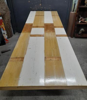 Grote eettafel van sloophout / 275 cm lengte 