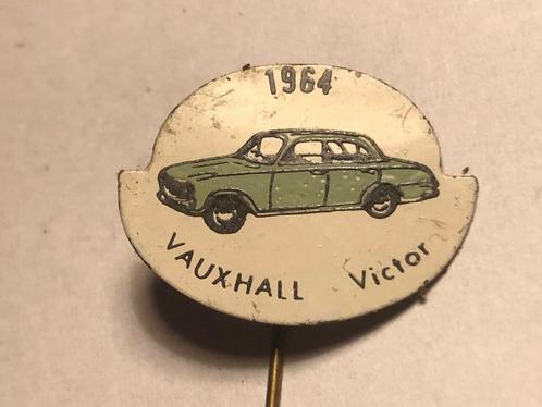 Metalen VAUXHALL VICTOR Automodel Speld (Groen/Wit/Zwart)., Verzamelen, Speldjes, Pins en Buttons, Zo goed als nieuw, Speldje of Pin