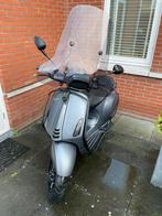 Vespa sprint, Fietsen en Brommers, Scooters | Vespa, Benzine, Maximaal 45 km/u, Ophalen of Verzenden, Vespa S