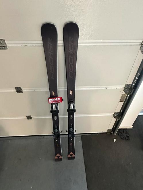 157cm Fischer RC one LITE, Sport en Fitness, Skiën en Langlaufen, Zo goed als nieuw, Ski's, Ophalen of Verzenden