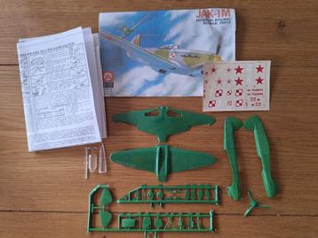 1:72 1/72 Mikro Jak-1M / Jak-1 (2) beschikbaar voor biedingen
