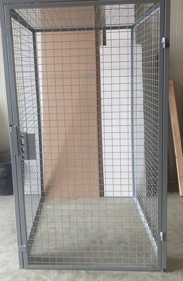 70st Gaascontainer afsluitbaar 104x101x205cm anti-diefstal beschikbaar voor biedingen
