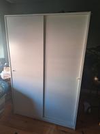 Ruime kledingkast met schuifdeuren, Overige materialen, 100 tot 150 cm, Zo goed als nieuw, Modern