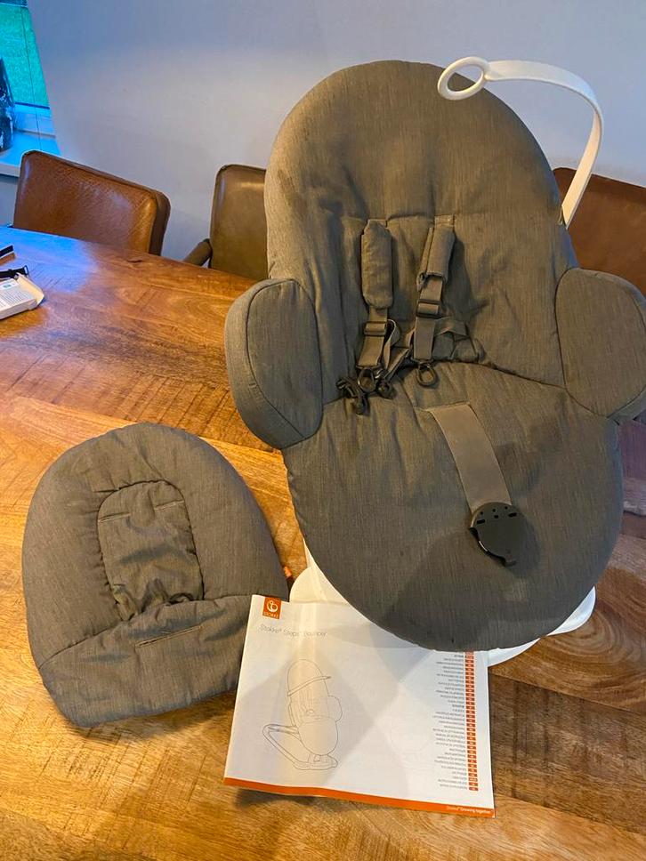 Stokke Steps Wipstoel - bouncer, Kinderen en Baby's, Wipstoeltjes, Gebruikt, Wipstoel, Chicco, Met gordel(s) of riempje(s), Ophalen