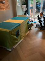 Tafeltent groen/blauw/geel met ramen en deur, Kinderen en Baby's, Speelgoed | Speeltenten, Ophalen of Verzenden, Zo goed als nieuw