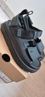 Zwarte UGG Sandalen - Maat 33.5 - Inclusief Doos, Kinderen en Baby's, Kinderkleding | Schoenen en Sokken, UGG, Jongen of Meisje
