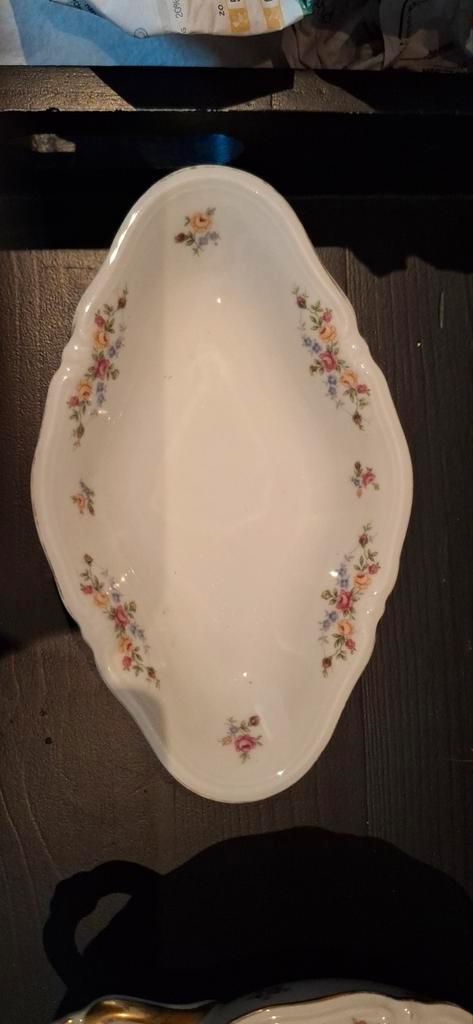 vleesschaaltjes Bavaria Windsor servies, Huis en Inrichting, Keuken | Servies, Zo goed als nieuw, Bord(en), Overige stijlen, Porselein