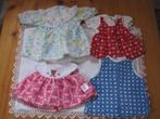 Leuke poppenjurkjes voor pop van ongeveer 20- 30 cm 4 stuks, Ophalen of Verzenden, Zo goed als nieuw, Kleertjes