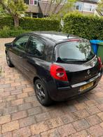 Renault Clio III 1.2 16V 75 pk 3D 2007 Zwart, 47 €/maand, Origineel Nederlands, Te koop, 5 stoelen