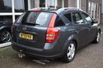 Kia Cee'd Sporty Wagon 1.4 X-ecutive Cruise Trekhaak Airco G, Gebruikt, Zwart, 4 cilinders, 1396 cc