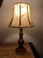 Prachtige vintage lamp met varkensleren kap, Huis en Inrichting, Lampen | Tafellampen, Ophalen of Verzenden, Zo goed als nieuw