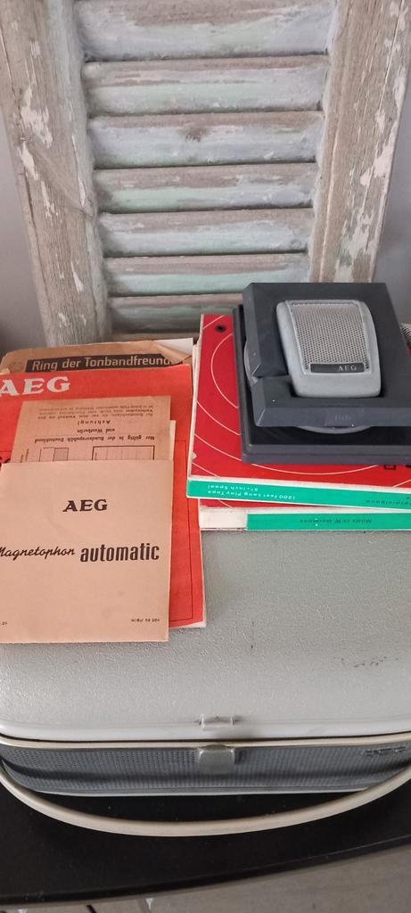 AEG Telefunken magnetophon automatic bandrecorder 1962, Audio, Tv en Foto, Bandrecorders, Bandrecorder, Met stofkap, Ophalen of Verzenden