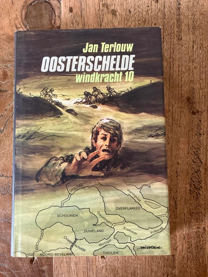Oosterschelde Windkracht 10 - Gesigneerd door Jan Terlouw, Boeken, Romans, Gelezen, Nederland, Ophalen of Verzenden