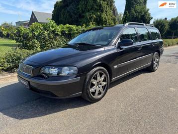 Volvo V70 2.4 AIRCO / LEER / LM VELGEN / TREKHAAK beschikbaar voor biedingen
