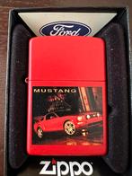 Zippo Ford Mustang rood nieuw in de verpakking, Ophalen of Verzenden, Nieuw, Aansteker