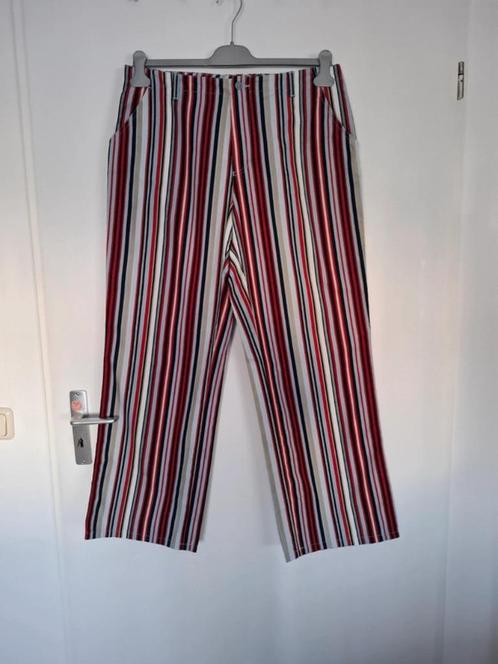 Praktisch nieuw MAC Jeans zomer broek 100% katoen maat 44, Kleding | Dames, Broeken en Pantalons, Zo goed als nieuw, Maat 42/44 (L)