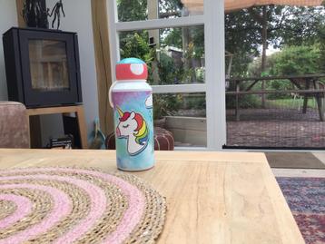 Diverse mepal drinkbekers beschikbaar voor biedingen