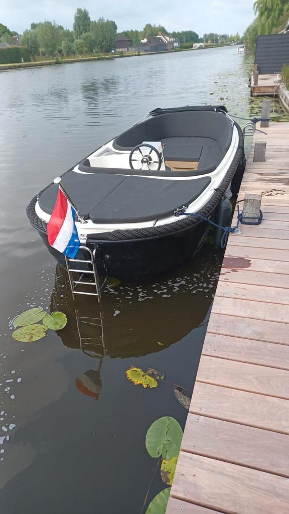 Te koop : Corsiva 5.70. Bouwjaar 2012. Mercury motor 15PK., Watersport en Boten, Sloepen, Zo goed als nieuw, 10 tot 30 pk, 3 tot 6 meter