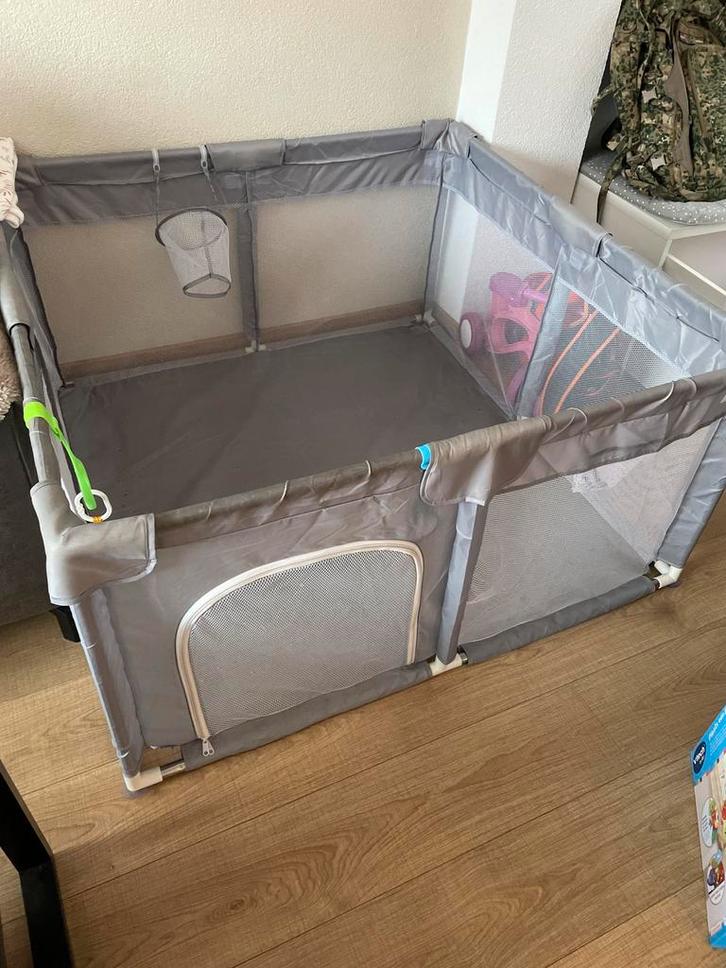 Grondbox 120x120, Kinderen en Baby's, Boxen, Gebruikt, Vierkant, Ophalen of Verzenden