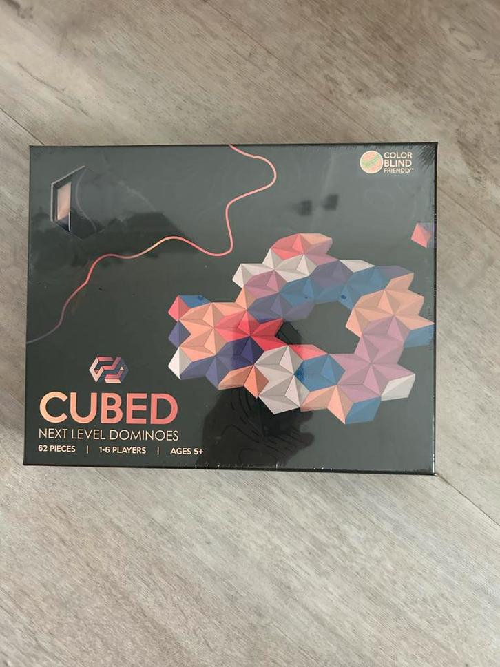 Cubed - Next Level Domino's, Hobby en Vrije tijd, Gezelschapsspellen | Bordspellen, Nieuw, Een of twee spelers, Ophalen of Verzenden