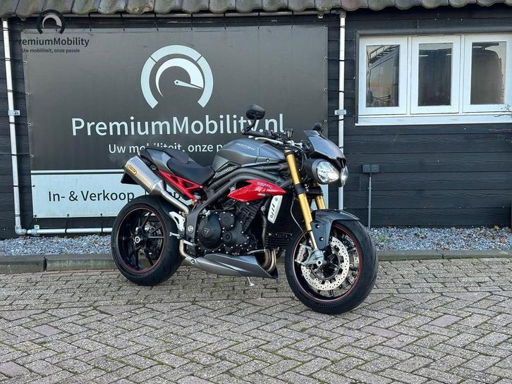 TRIUMPH SPEED TRIPLE R ABS (BJ 2018 / 22877 KM), Motoren, Motoren | Triumph, Bedrijf, Naked bike, meer dan 35 kW, 3 cilinders