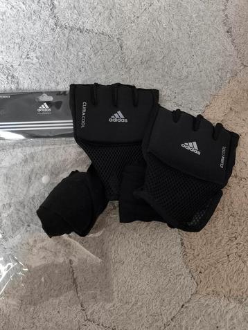Adidas quick wraps gloves / bokshandschoenen beschikbaar voor biedingen